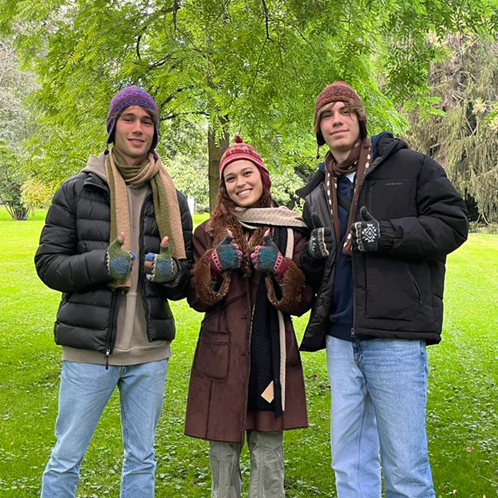 Mützen und Handschuhe